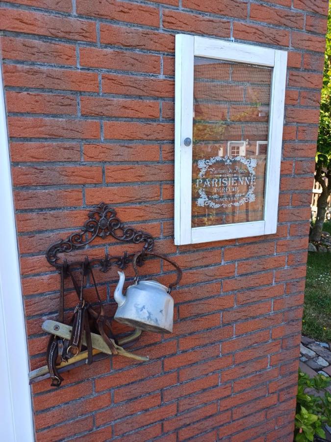 Apartamento Lotta'S Ferienhaeuschen Emden Exterior foto