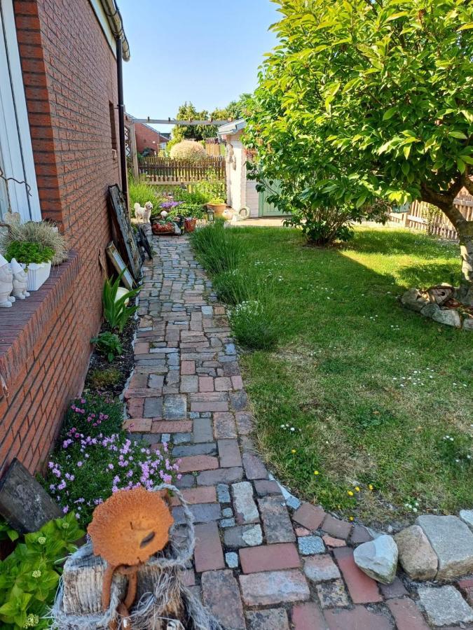 Apartamento Lotta'S Ferienhaeuschen Emden Exterior foto